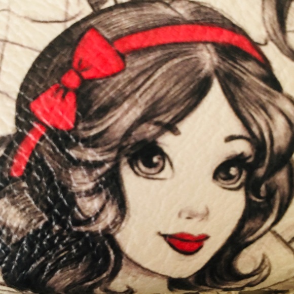 Loungefly Disney Princess Sketch Floral Wallet - Picture 5 of 7